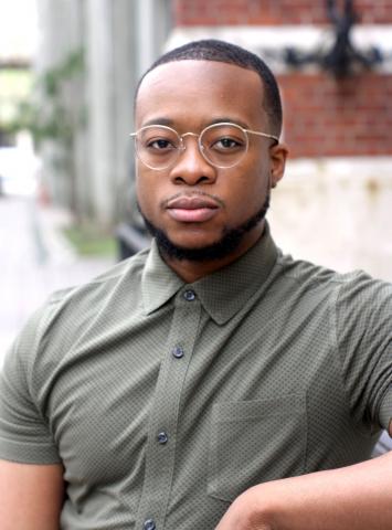 Head-shot of J'vaughn